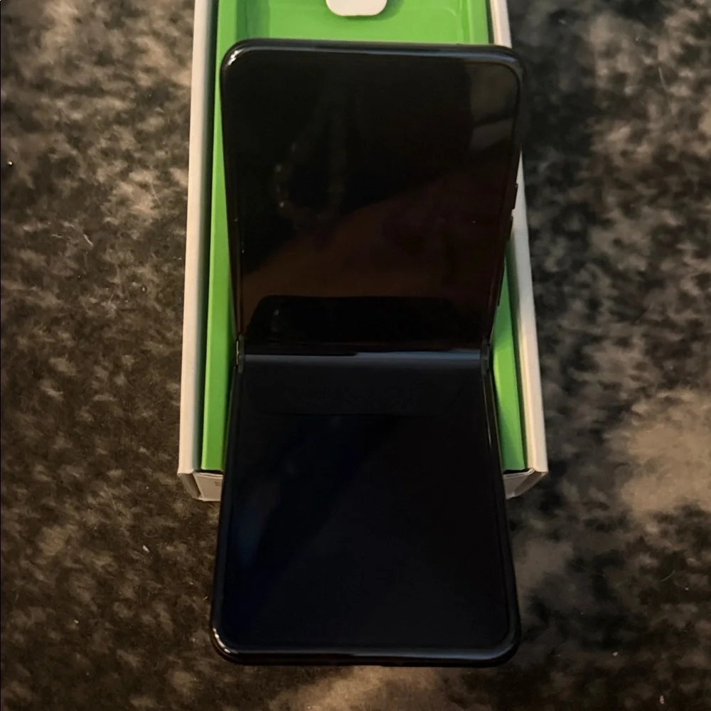 Brand new Motorola razor 2023